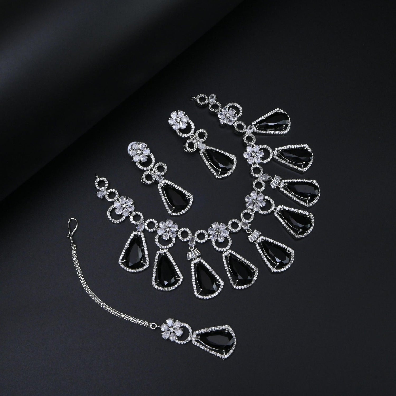 Silveria poklon setovi – elegancija pažljivo upakovana